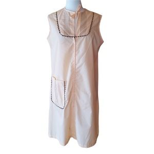 1960s Unlabeled‎ Apricot & Brown Trim Housedress